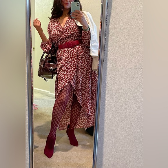 NINE WEST Women's Sofia Ankle Bootie. Burgandy. Size 7. Heel height appx 3.5inch - Picture 7 of 16